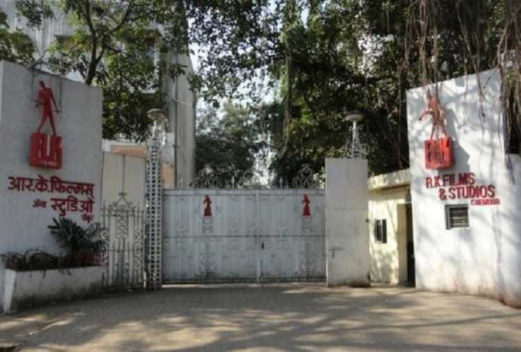 How much money will the Kapoor family make off from rk studio
