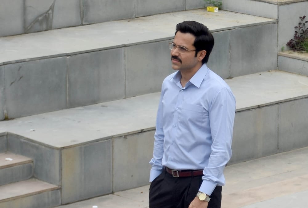 film actor emraan hashmi reached lucknow for shooting
