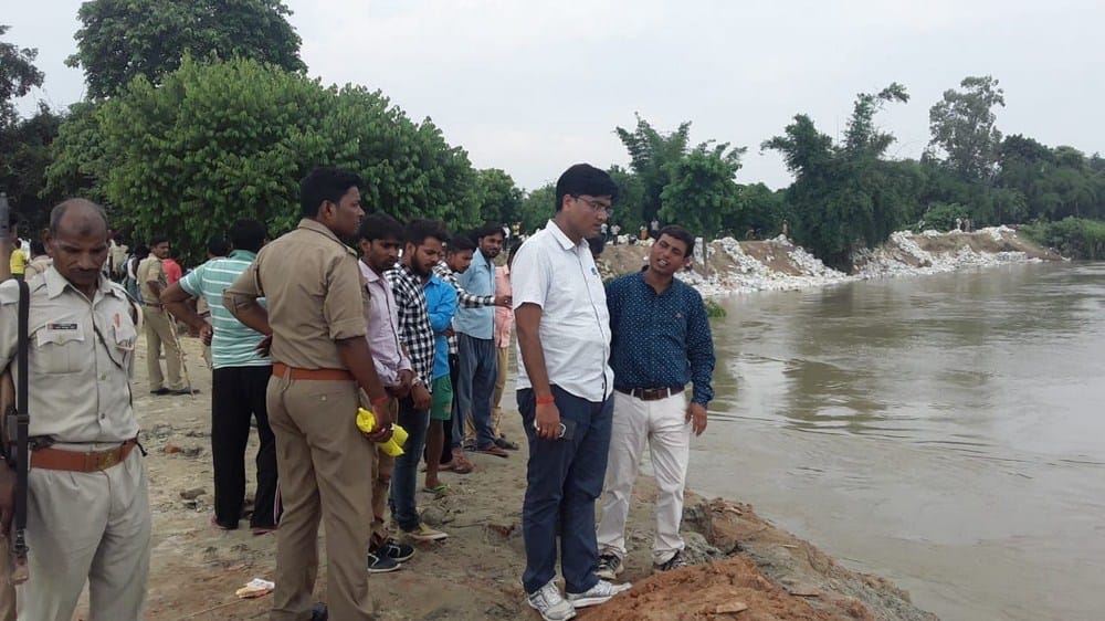 the thokar of dam fell in river