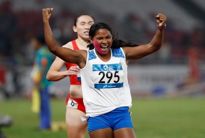 swapna barman wins gold medal in asian games 2018 celebration at jalpaiguri