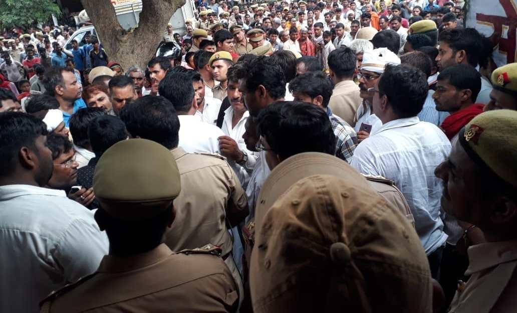 Son and father murder by bomb blast in varanasi