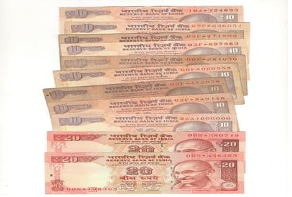 political disaster on RBI's report on demonetisation