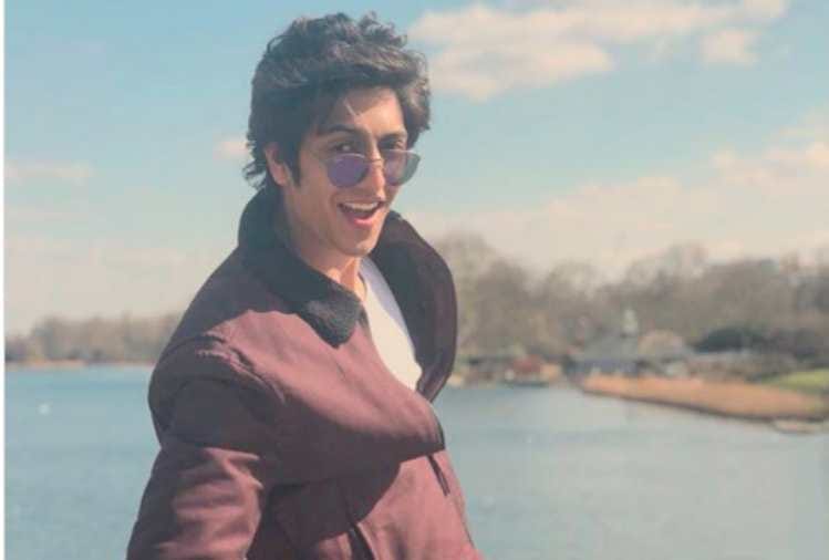 Miss World Manushi Chillar and ahaan panday are the new friends in bollywood