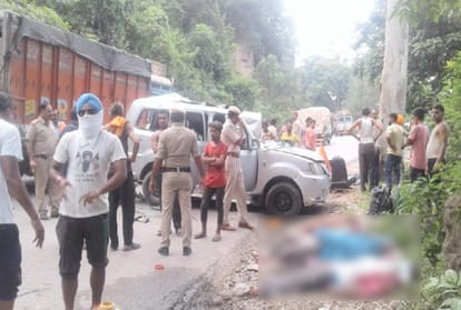 four people died in a road accident at sarkaghat bilaspur himachal