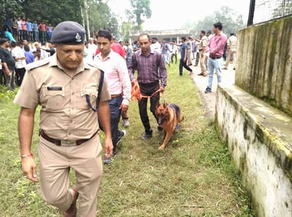 Ambedkar statue broken in roorkee