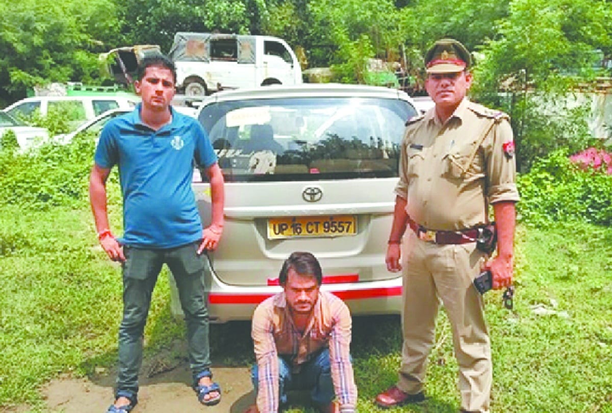 Noida- firing on police during Vehicle checking, accused arrested