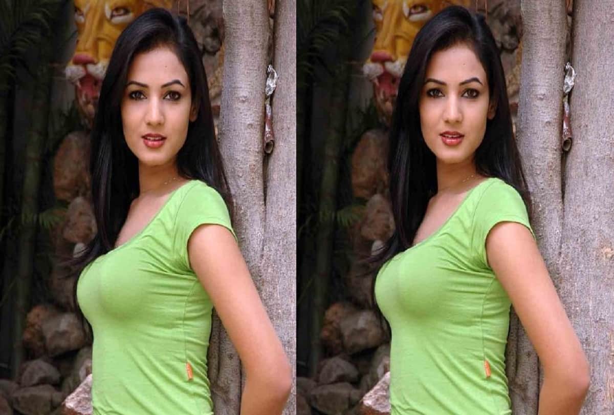 12 bollywood actress who look gorgeous t shirt