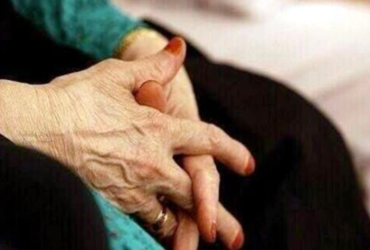 son left government job for Mother care