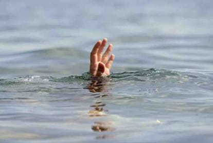 Student death due to drowning in swimming pool