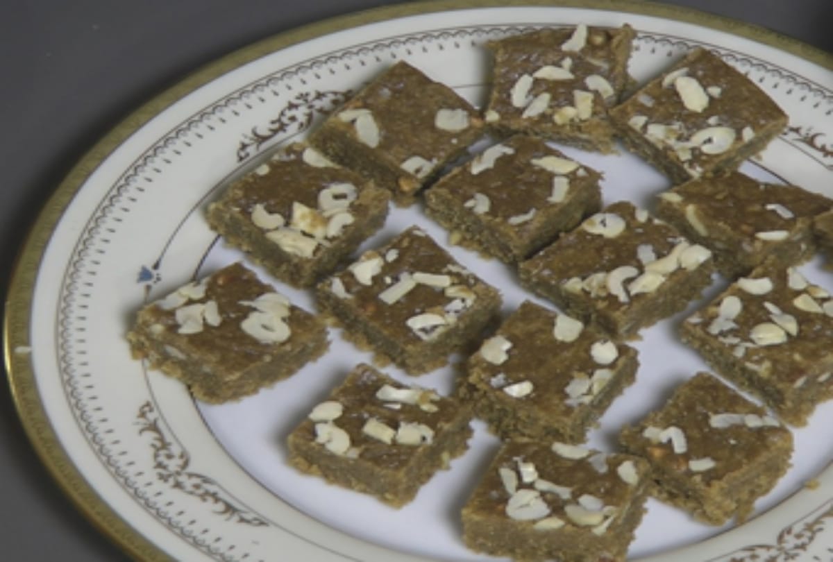 Raksha Bandhan 2019: Lauki Ki Barfi recipe in hindi