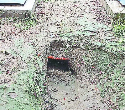khatre me roadways ka underground desil tank