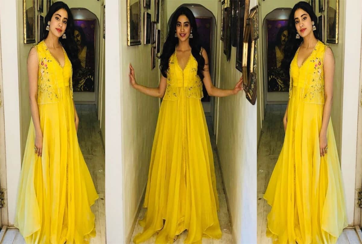 Whose ethnic outfits is better Janhvi Kapoor or Sara Ali Khan