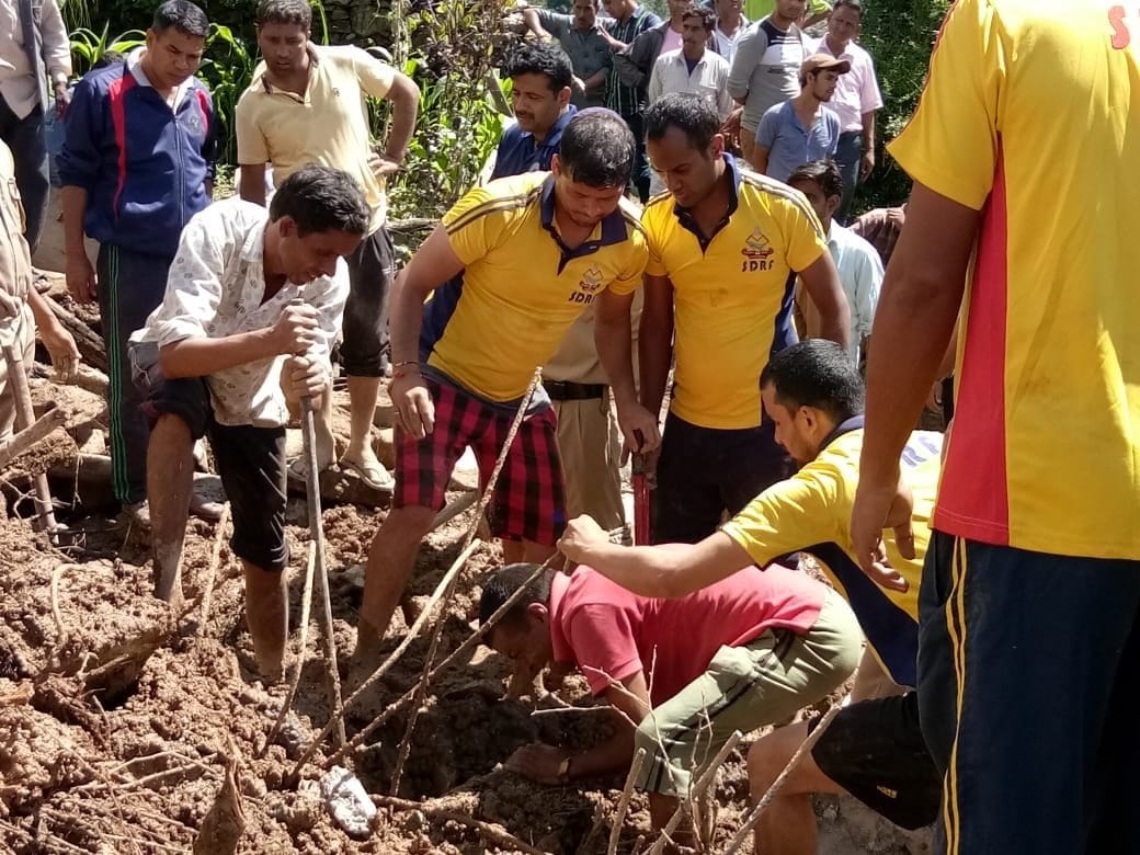 landslide in ghansali family seven members killed