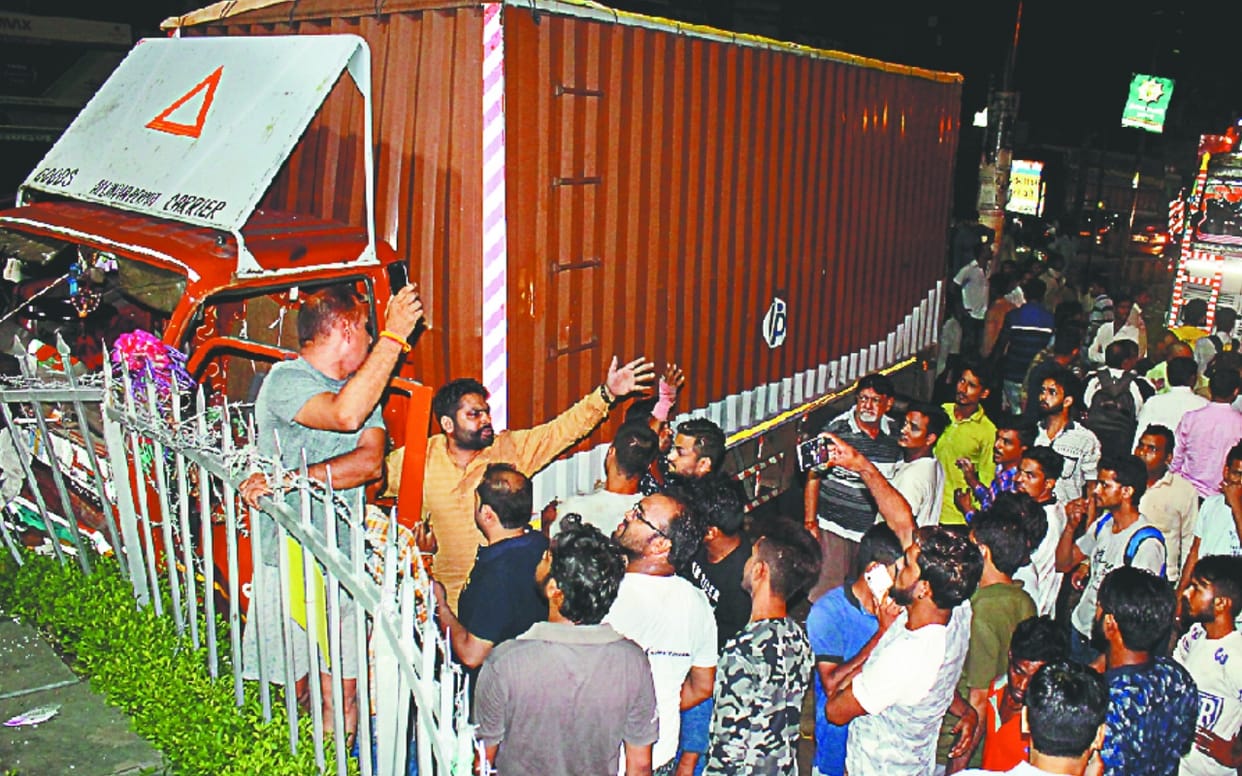 meerut road accident: injured explained the reality of the accident, 'Thank God that we are alive'