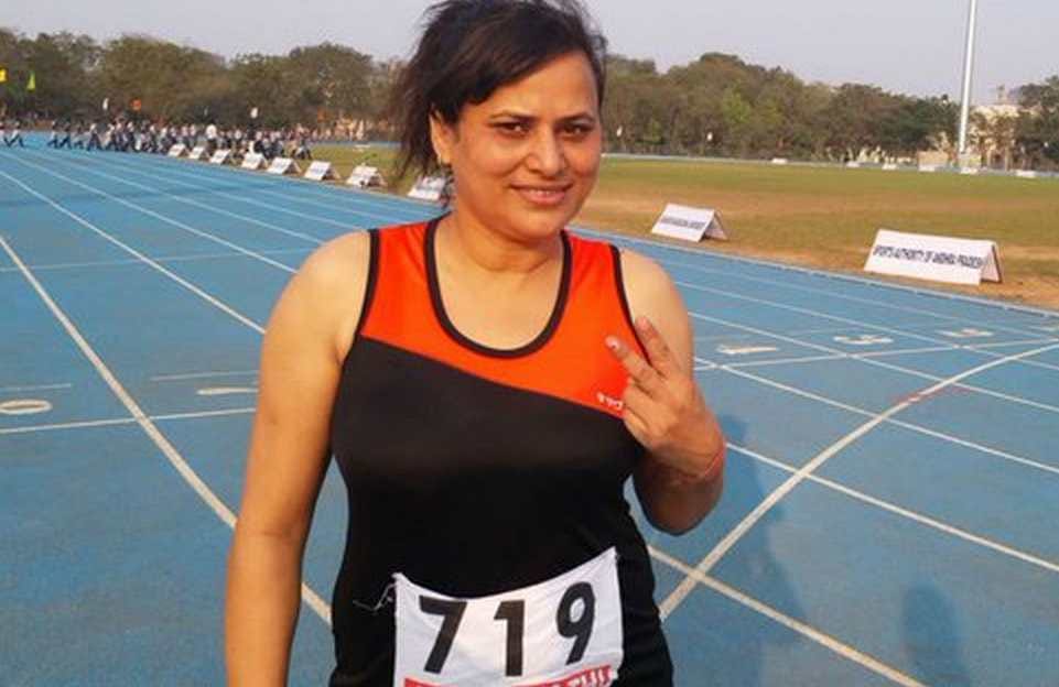 varanasi nilu mishra will captain in indian masters women's athletics team