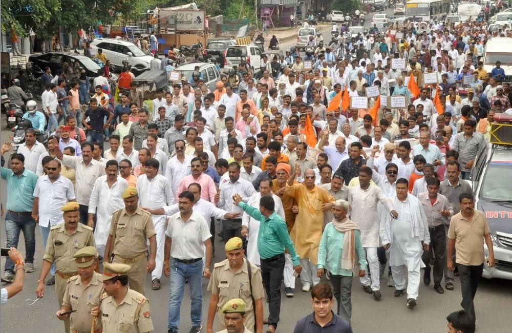 General, OBC community Protests against SC ST Bill in Agra