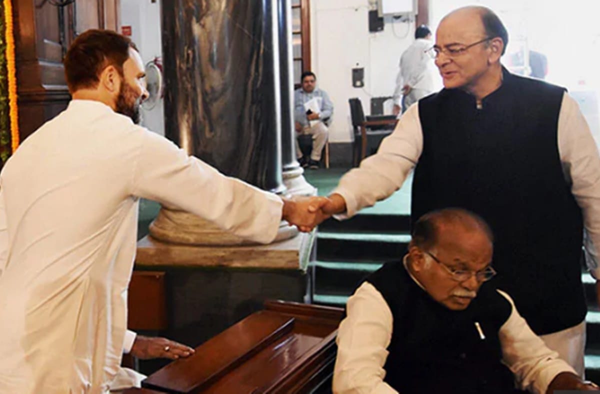 Rahul Gandhi reminds Arun Jaitley of deadline to setup JPC on Rafale Deal