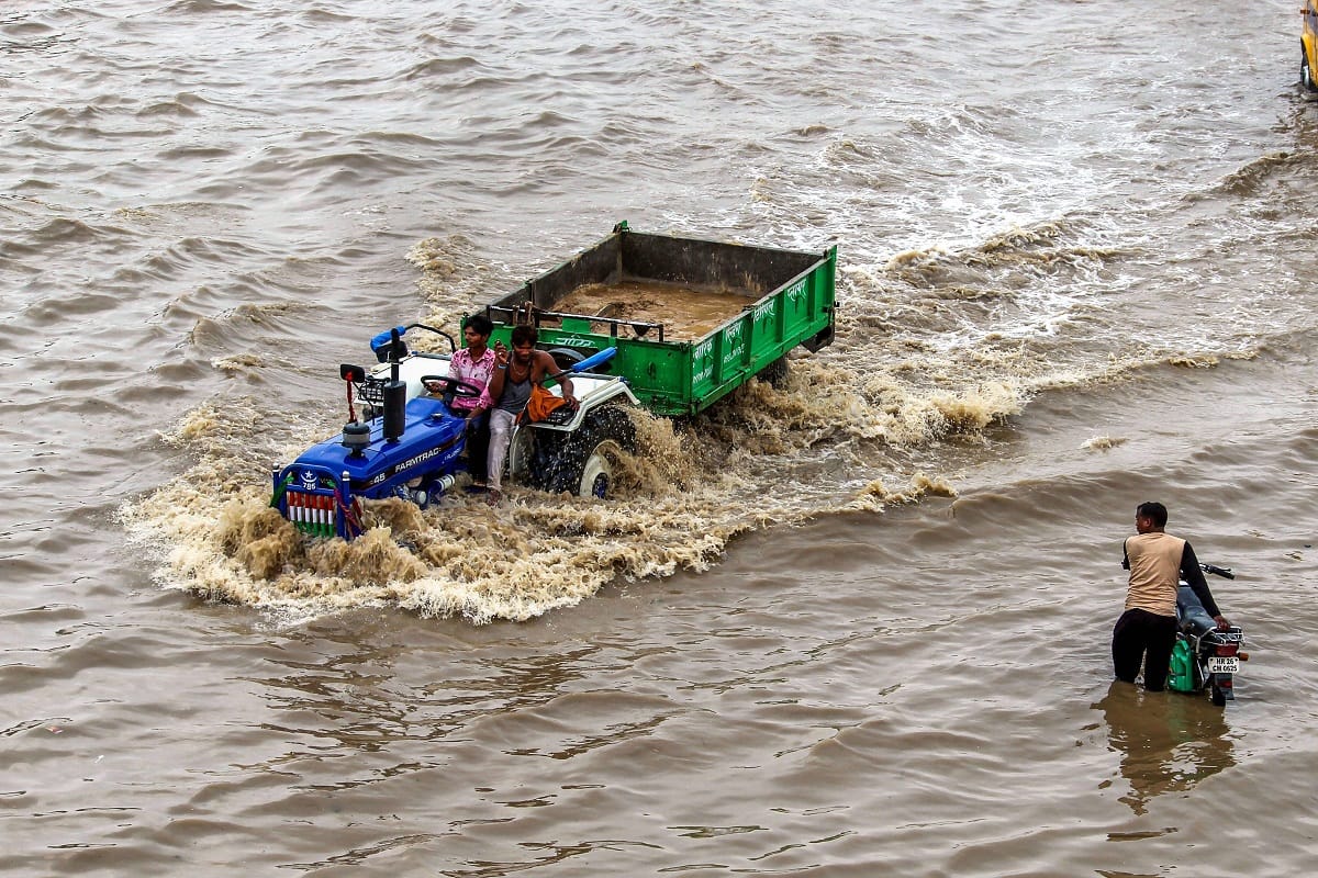Photos of Jhajjam rain in four states, the weather is pleasant