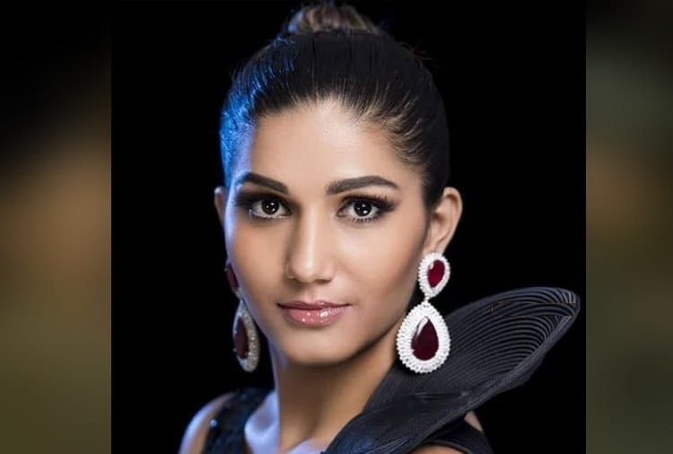 Chandigarh, Sapna Choudhary Photos in White Saree Viral on Social Media
