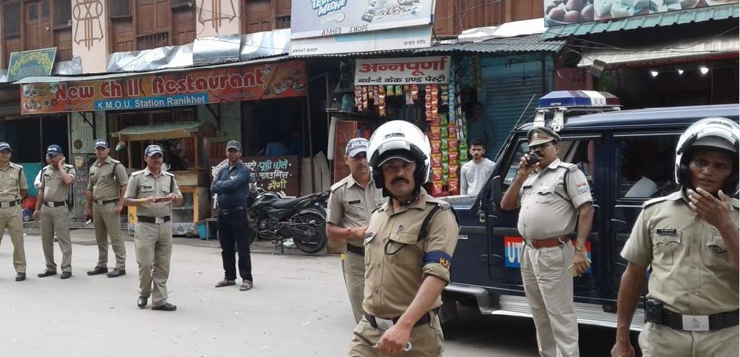 police on road to improve traffic