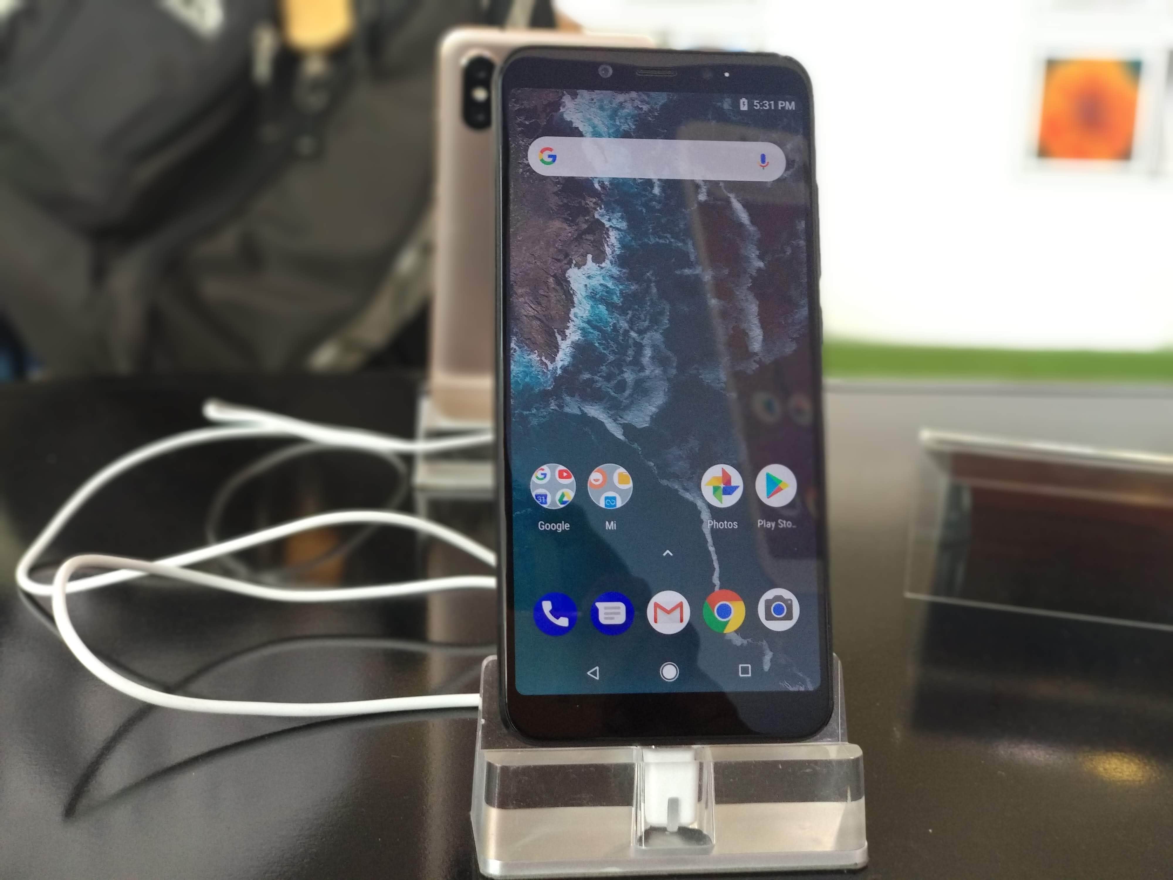 Xiaomi MI A2 Price drop in India, Now starts from Rs 11,999