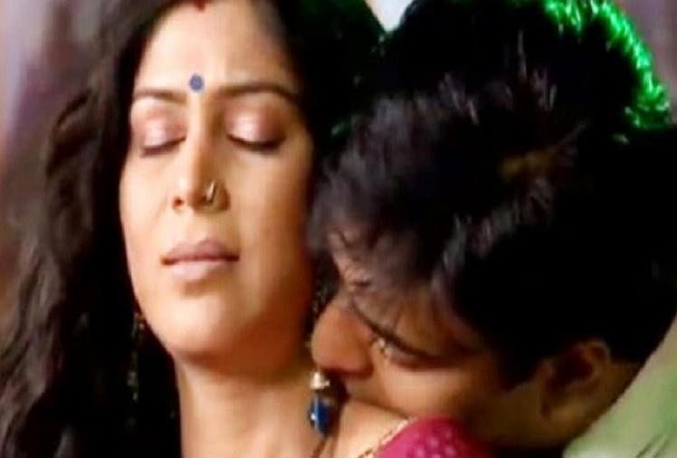 Ram Kapoor Birthday Special Kissing Scene With Sakshi Tanwar Goes Viral Entertainment News 