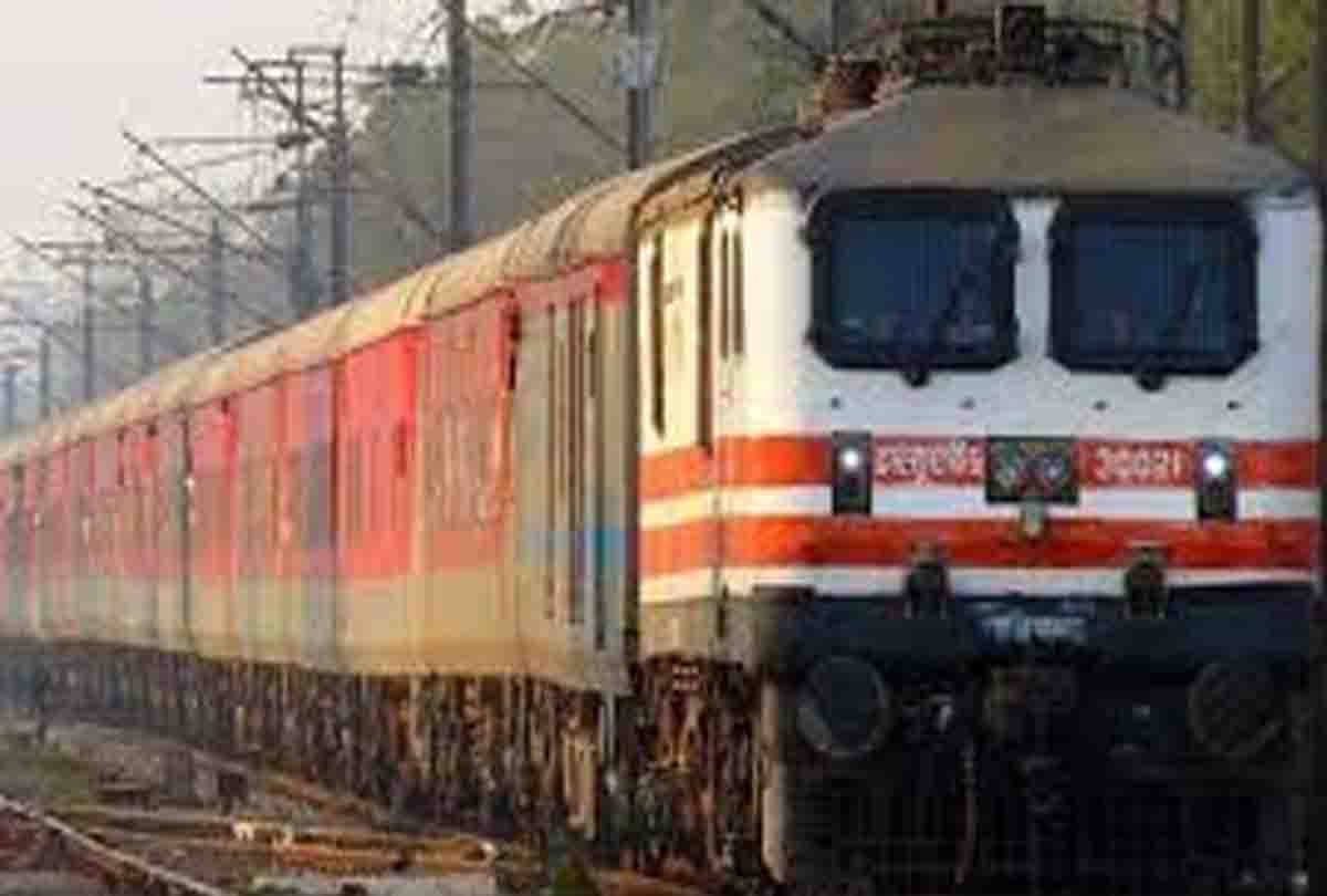 dozens of trains were interrupted Due to the breakdown of OHE line