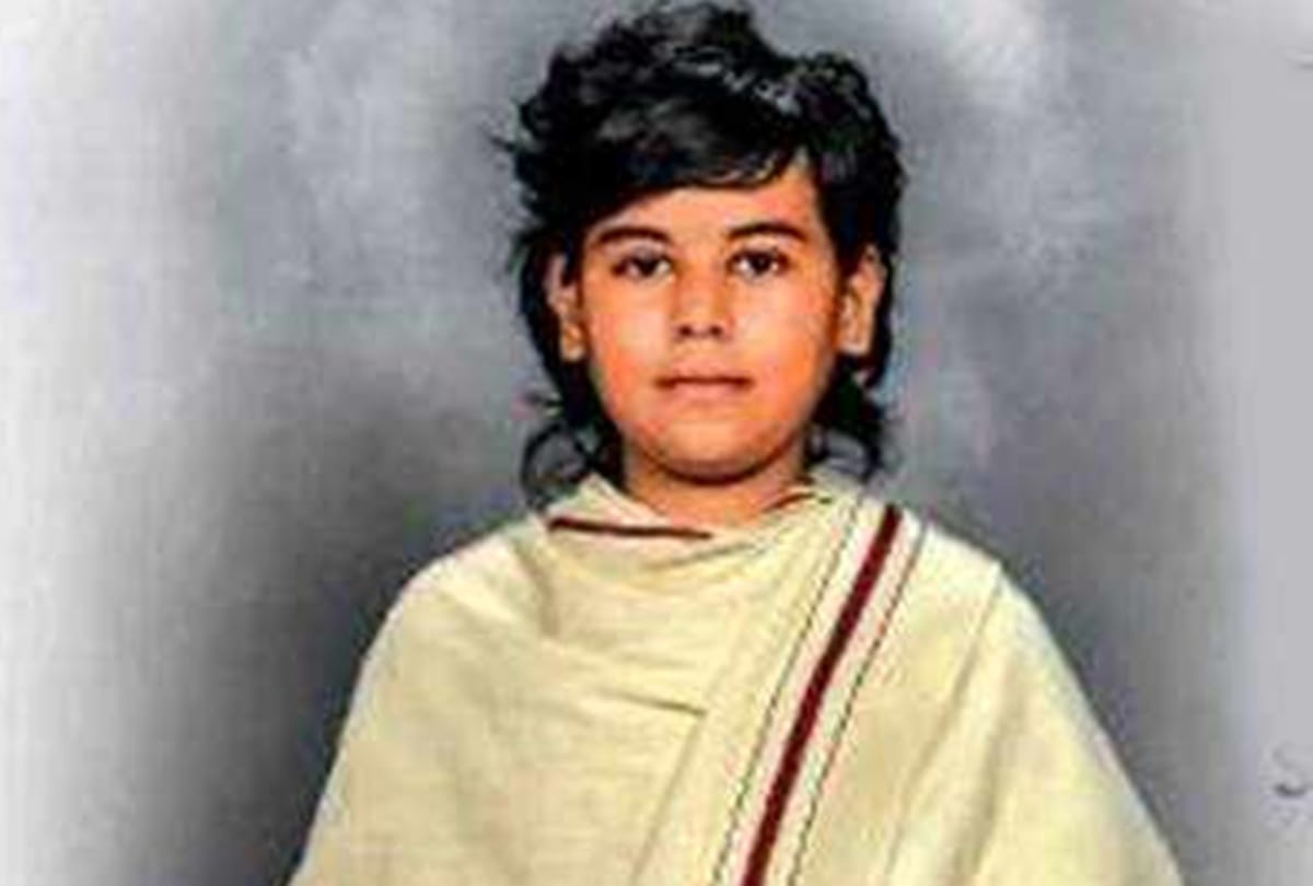 17 year old youth jain monk can give answers to 200 questions which were asked randomly