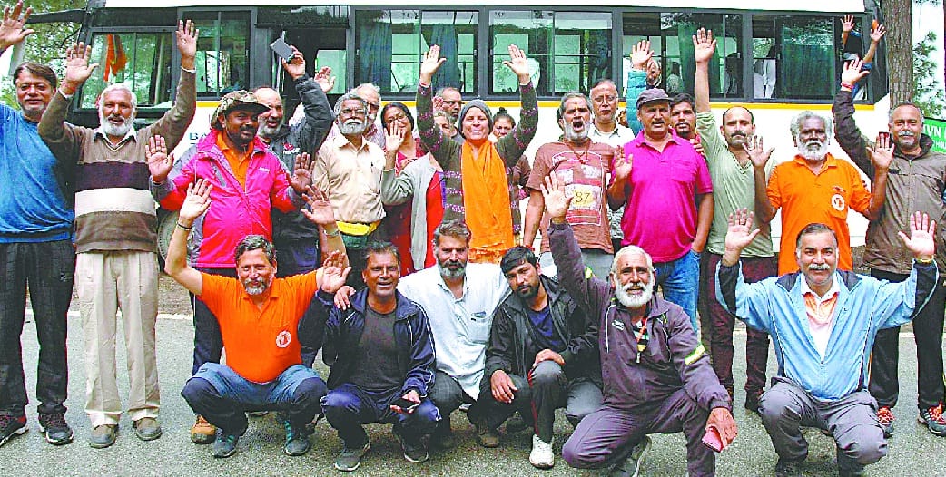 The weather is open, 26 members from Gujri