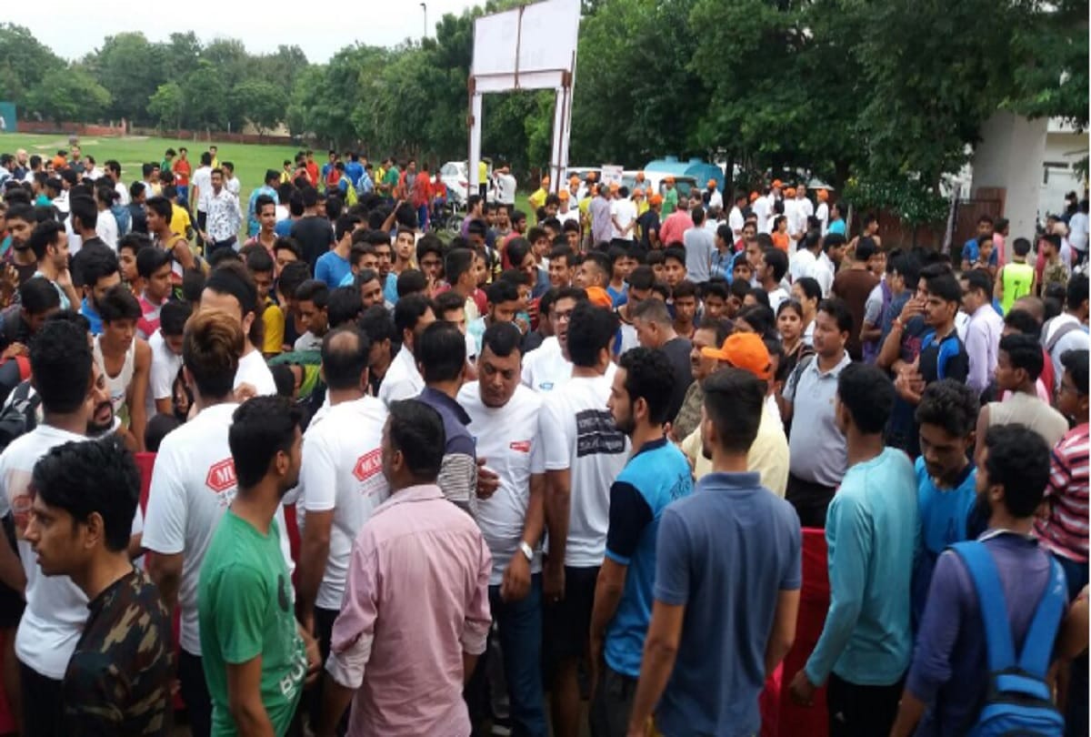 Amar Ujala organized mini marathon in Ghaziabad