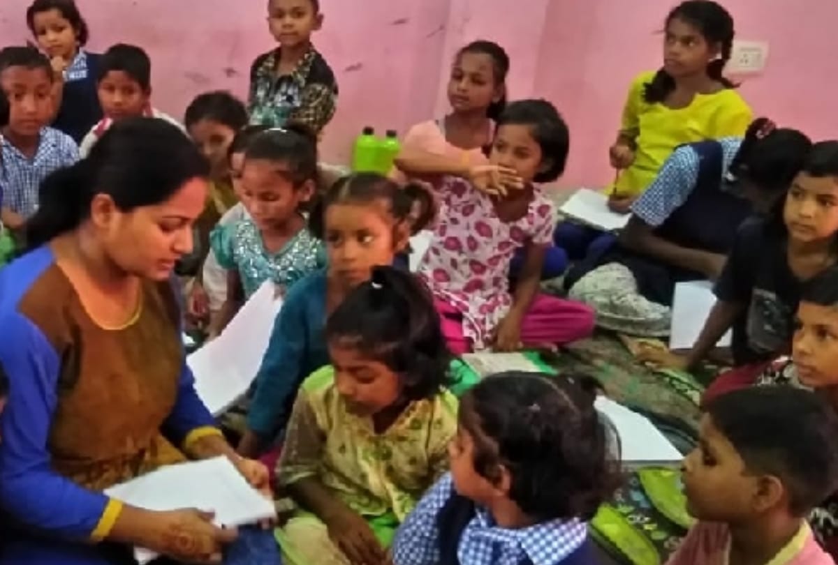 pooja vishwakarma is educating children of slum areas