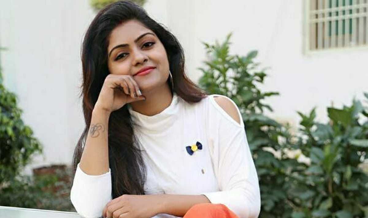 Varanasi lady select in top ten finalist of mrs india
