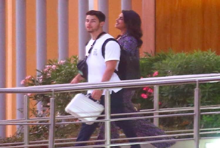 After sending kiss on social media Priyanka Chopra spotted with Nick Jonas in the US