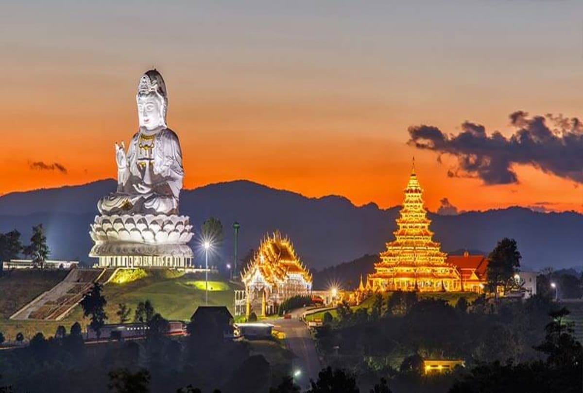 Know Why do so many indian people like to travel to Thailand