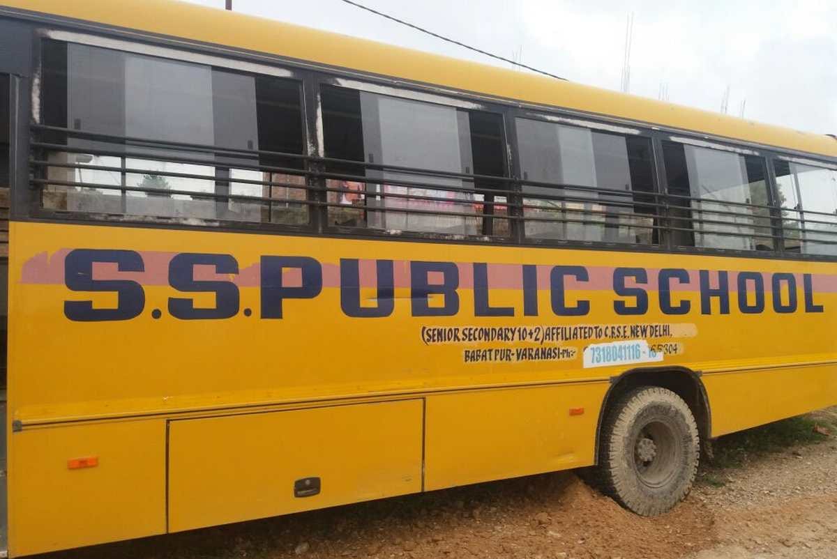 School bus hit his school student in varanasi