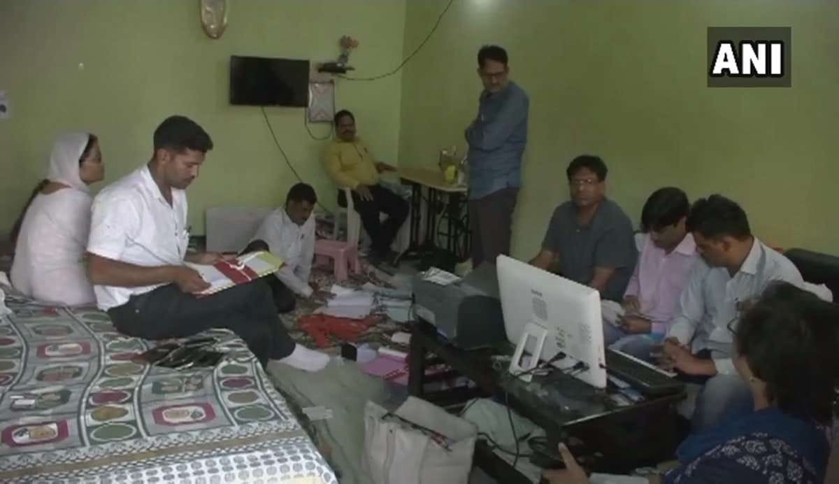 government accountant earning 30 thousand monthly, became owner of crores