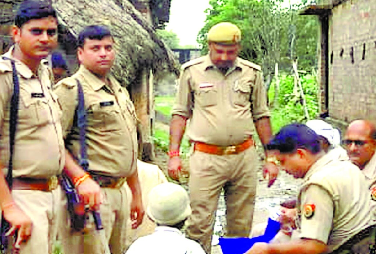 old man molested girls in balrampur