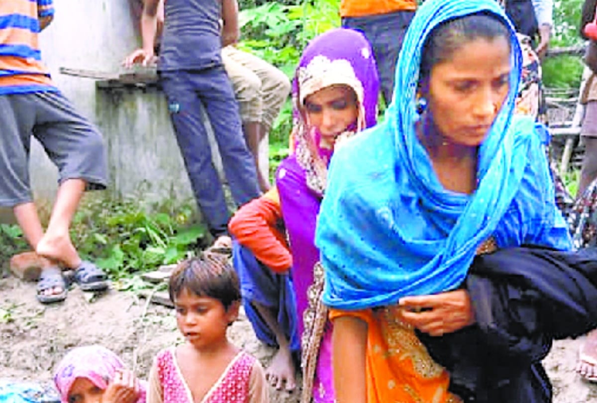 old man molested girls in balrampur