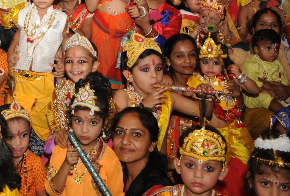 bring your baby kanha to ghar ghar kanha festival by amar ujala in lucknow
