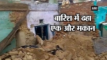HOUSE COLLAPSES IN GREATER NOIDA HEAVY RAIN 1 WOMAN DEAD