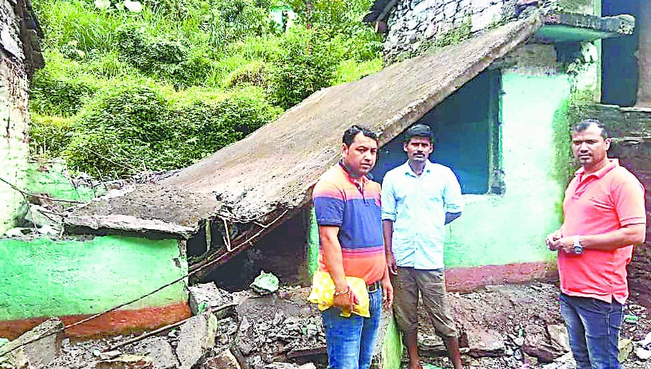 House collapses in Bhainkhaal village