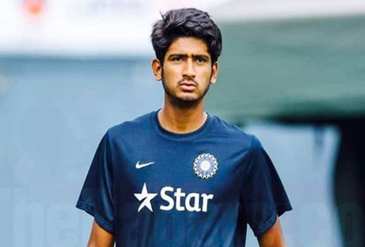 khaleel ahmed officially warned for marlon samuels wicket celebration