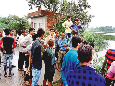 Drunken leap in young man in drunken condition
