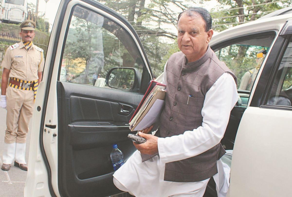 Himachal government to form policy for outsourced staff