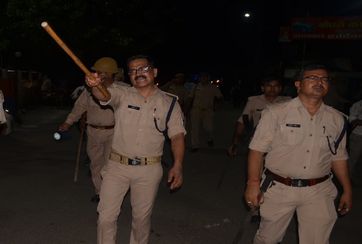 Controversies in two communities in Meerut, and firing, see photos