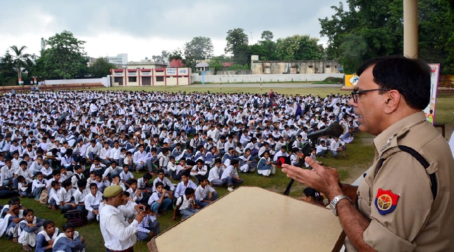 police ki pathshala on behalf of amar ujala in muzaffarnagar, and sp officer gave tips