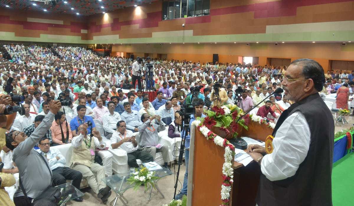 Radha mohan singh says modi government complete projects pending in congress government