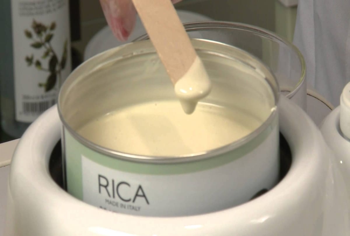 Cold Wax Vs Hot Wax Difference How To Use Cold Wax At Home In Hindi