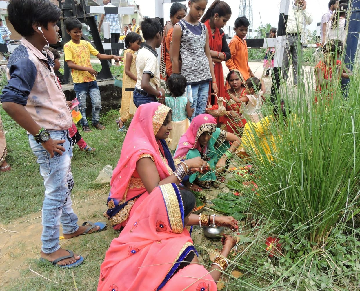 पुत्रों की दीर्घायु के लिए माताओं ने किया हलषष्ठी व्रत