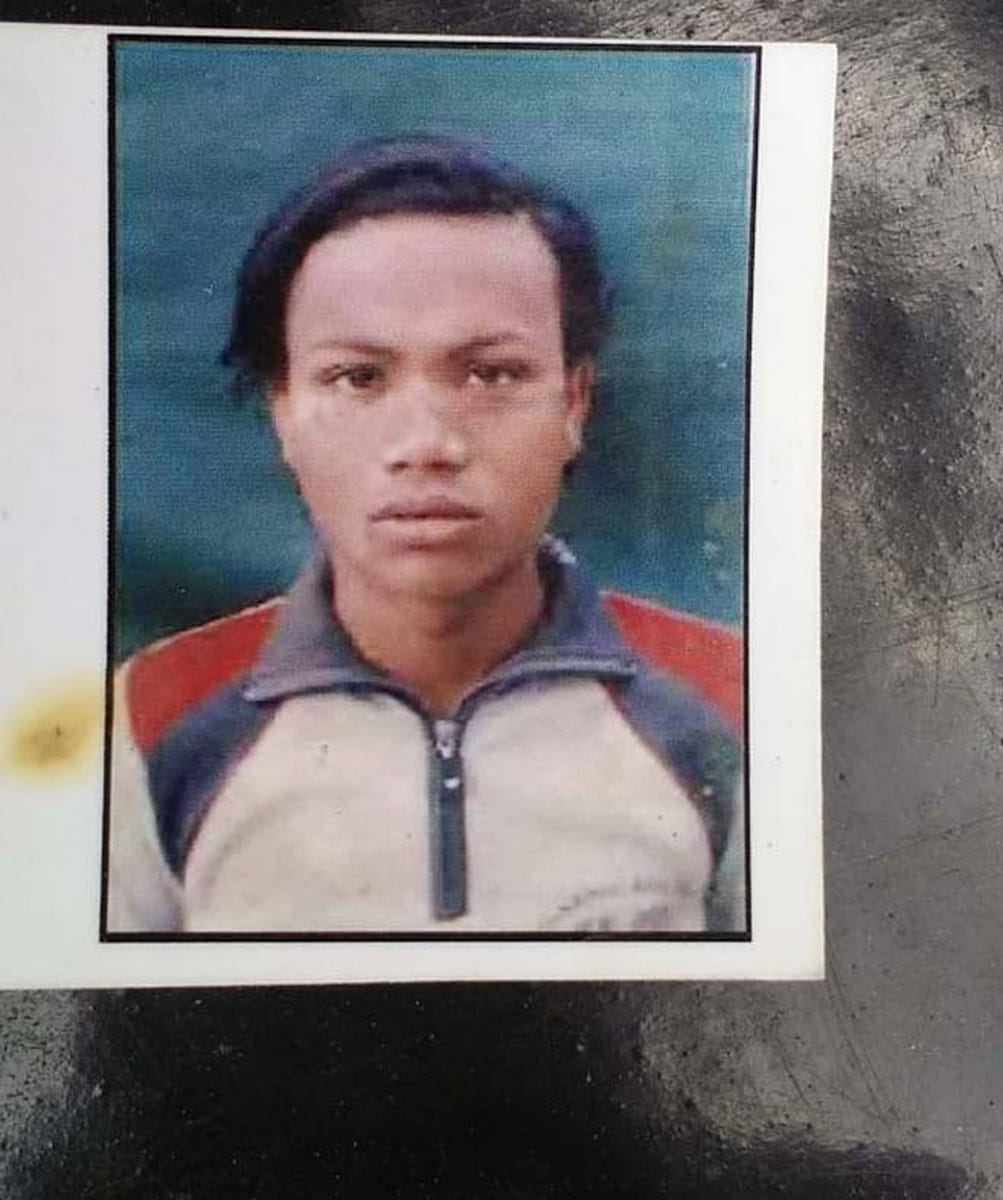 एक ही गांव के दो युवकों की मौत, मचा कोहराम